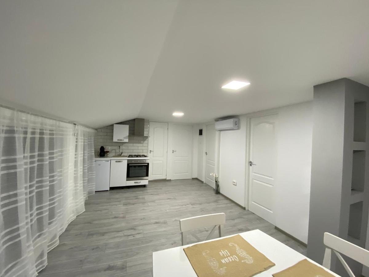 Apartament La Sika Orşova Exteriör bild